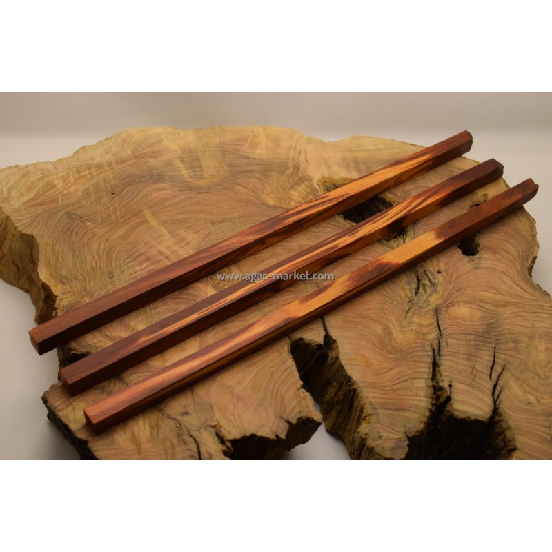 Abanoz Ağacı Kırmızı Tesbihlik Çıta